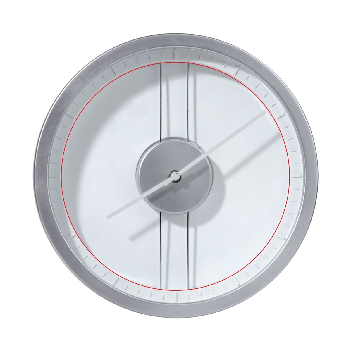 Auf dem Ziffernblatt (Ø 240 mm)